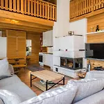 Hirvasaho B 2 By Interhome Loma-asunnot *